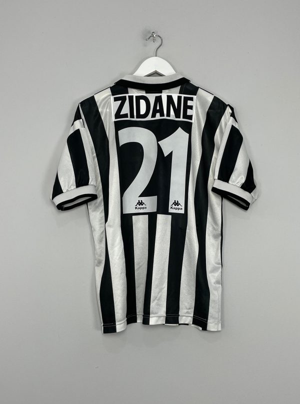 1996 97 JUVENTUS ZIDANE #21 HOME SHIRT (M) KAPPA on Sale