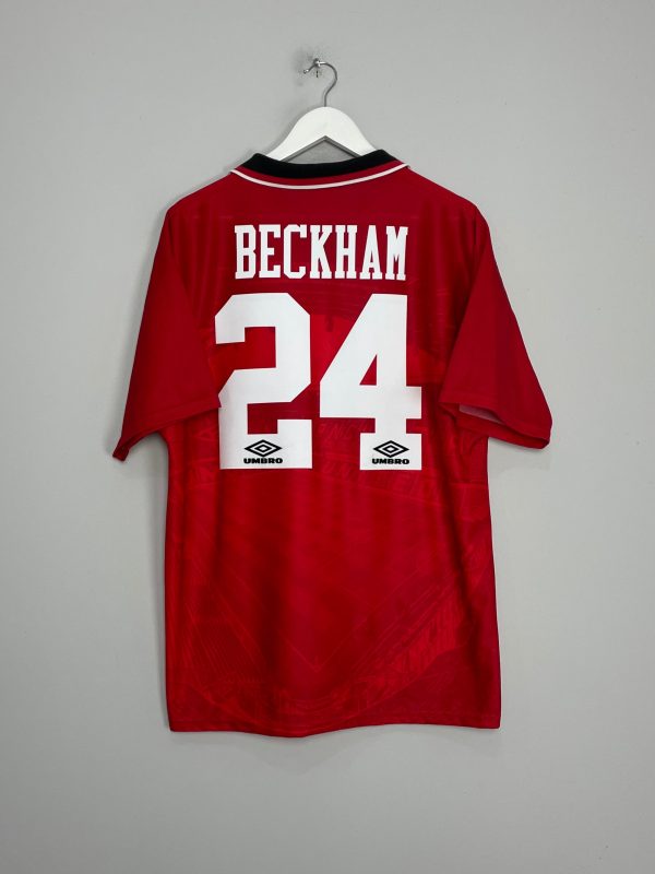 1994 96 MANCHESTER UNITED BECKHAM #24 HOME SHIRT (L) UMBRO Online Sale