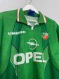 1994 95 IRELAND HOME SHIRT (M) UMBRO For Sale